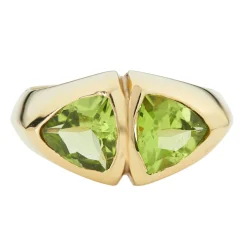 18ct Yellow Gold Trillion Cut Peridot Ring